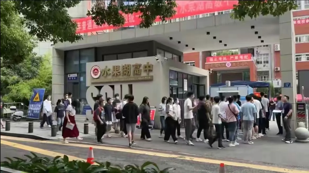 昨日撒下勤奋种,今朝一博必成功! 昨日撒下勤奋种,今朝一博必成功!